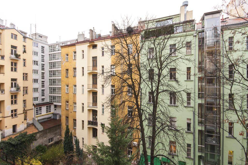 Manesova Astra Apartment Прага Номер фото